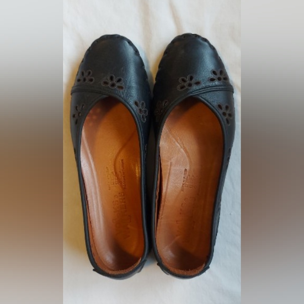 Volkwalkers ballet flats